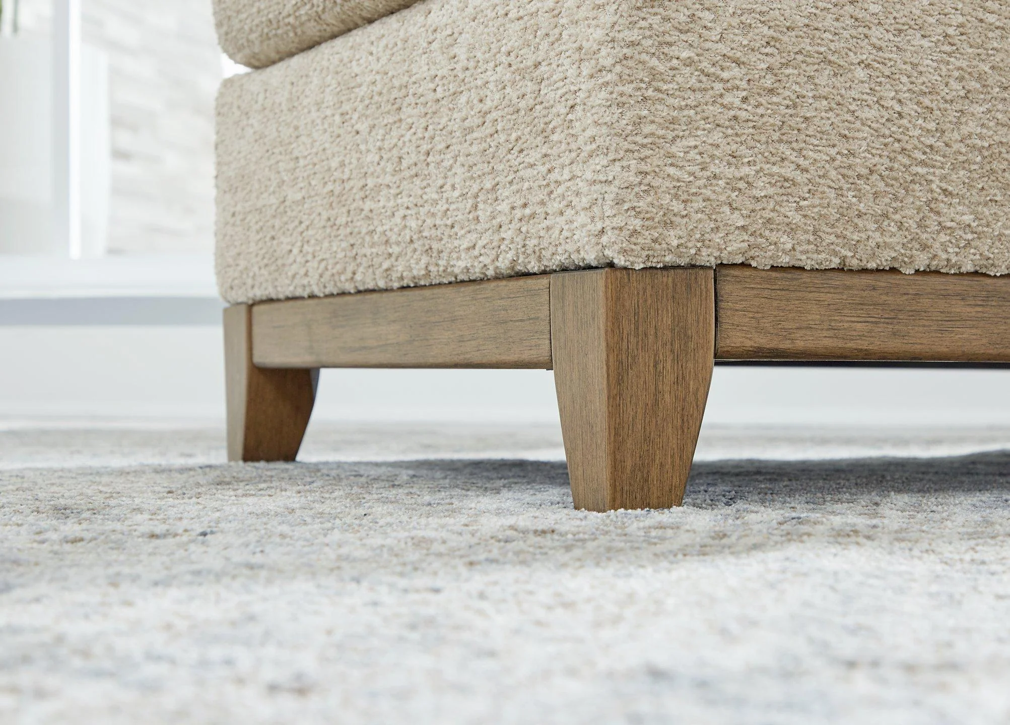 Parklynn Oversized Chair - Image 8